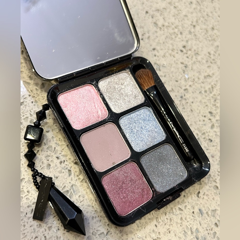MAC eyeshadow palette Limited Edition Pleats Case 6 colors